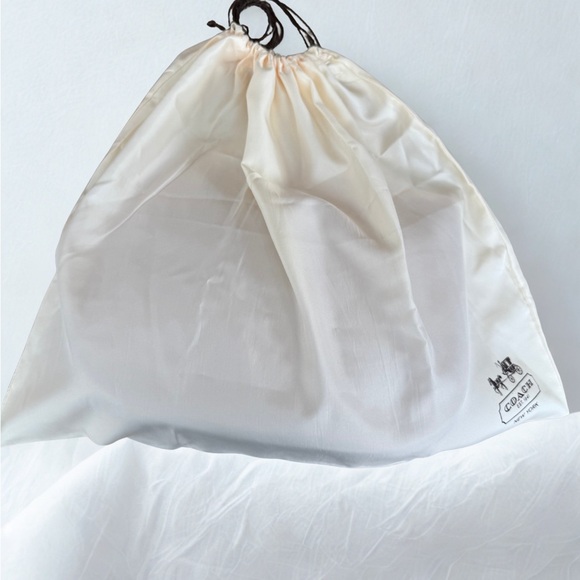 COACH Red Pebble Leather Turnlock Hobo Bag – EUC w/ Dust Bag - Picture 14 of 15